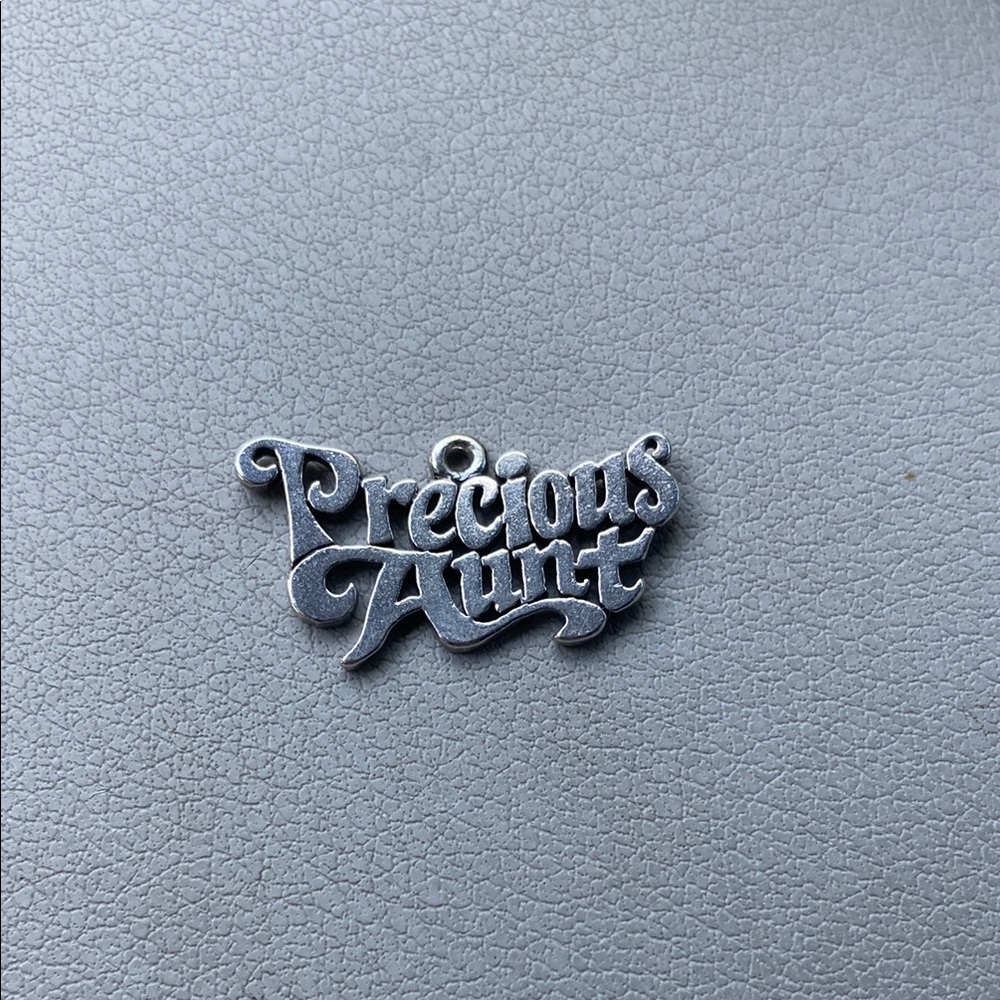 James Avery Silver Precious Aunt Charm